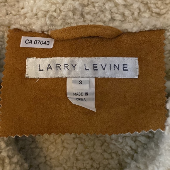 Larry Levine faux sherling jacket - Picture 2 of 7